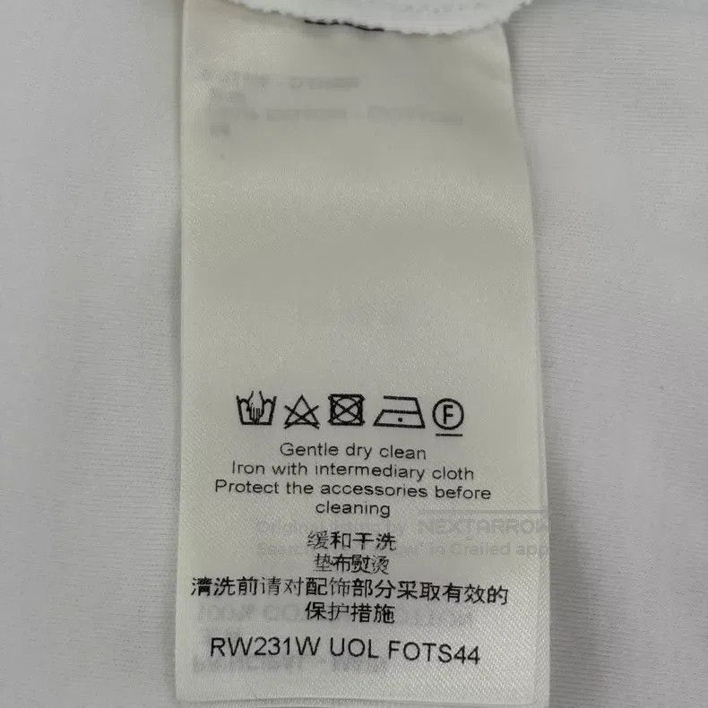Louis Vuitton Louis Vuitton White solid chain logo short sleeves Size US S / EU 44-46 / 1 - 4 Thumbnail