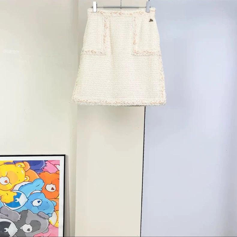 Chanel ChanelSkirt 2503-Nextarrow Size 25" / US 0 / IT 36 - 1 Thumbnail