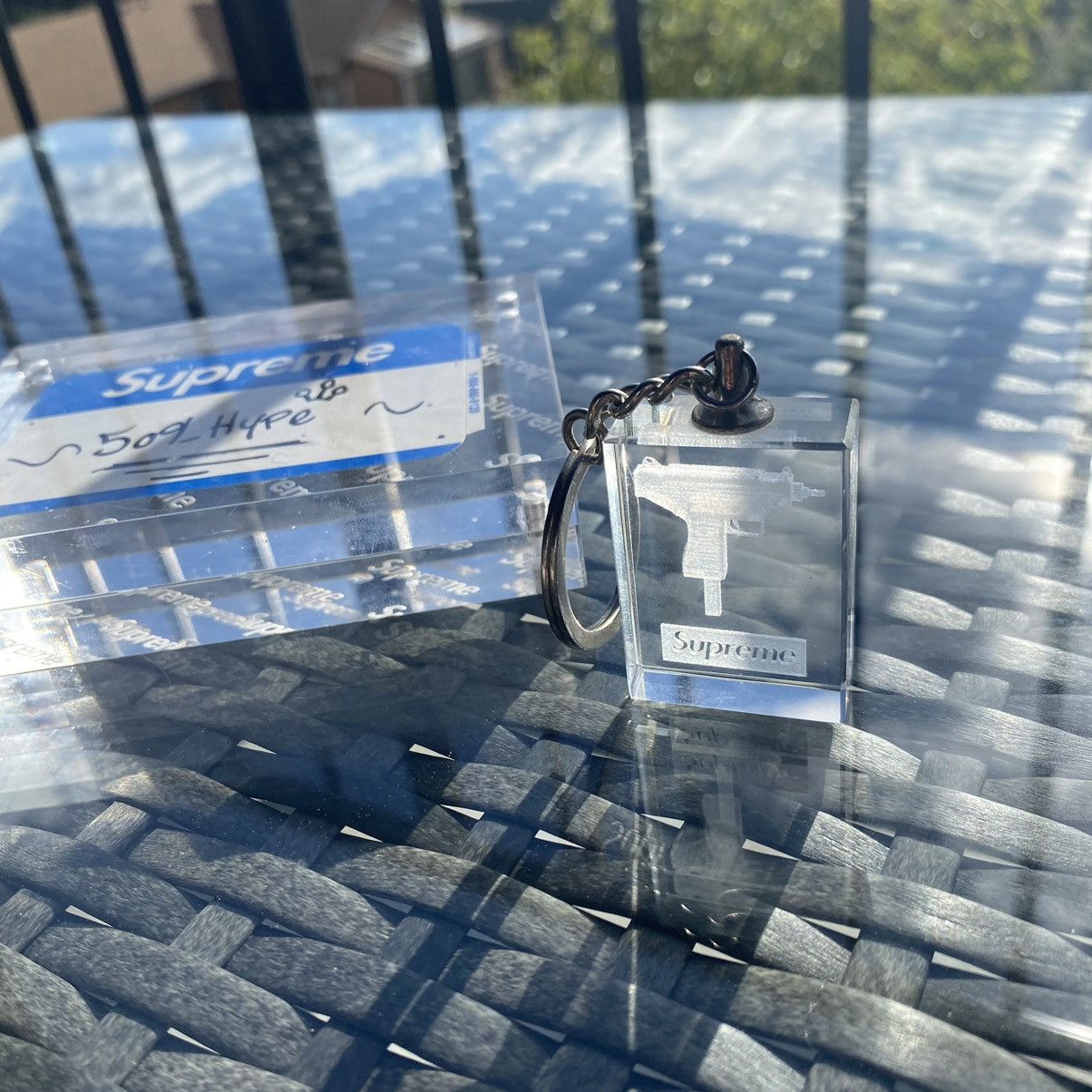 Supreme Supreme 3D Lucite Uzi Keychain Size ONE SIZE - 2 Thumbnail