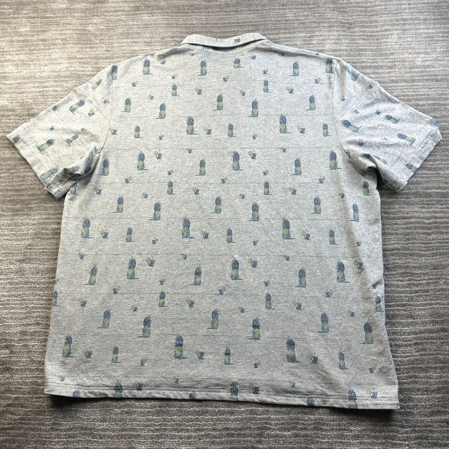 TravisMathew Travis Mathew Polo Shirt Mens 2XL Gray All Over Print Golf Performance Shirt Size US XXL / EU 58 / 5 - 2 Thumbnail