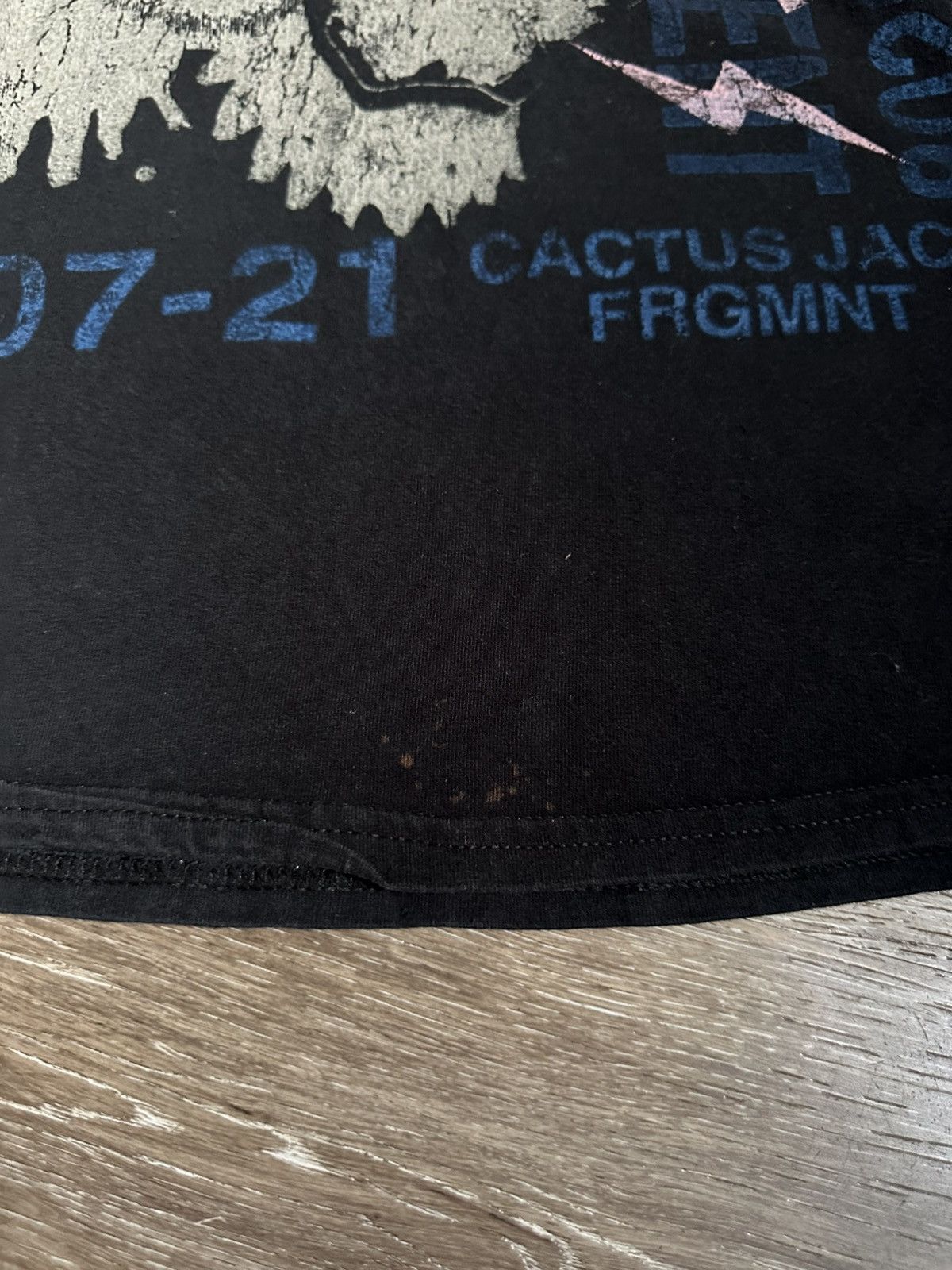 Travis Scott Fragment travis tee SS21 Size US M / EU 48-50 / 2 - 4 Thumbnail