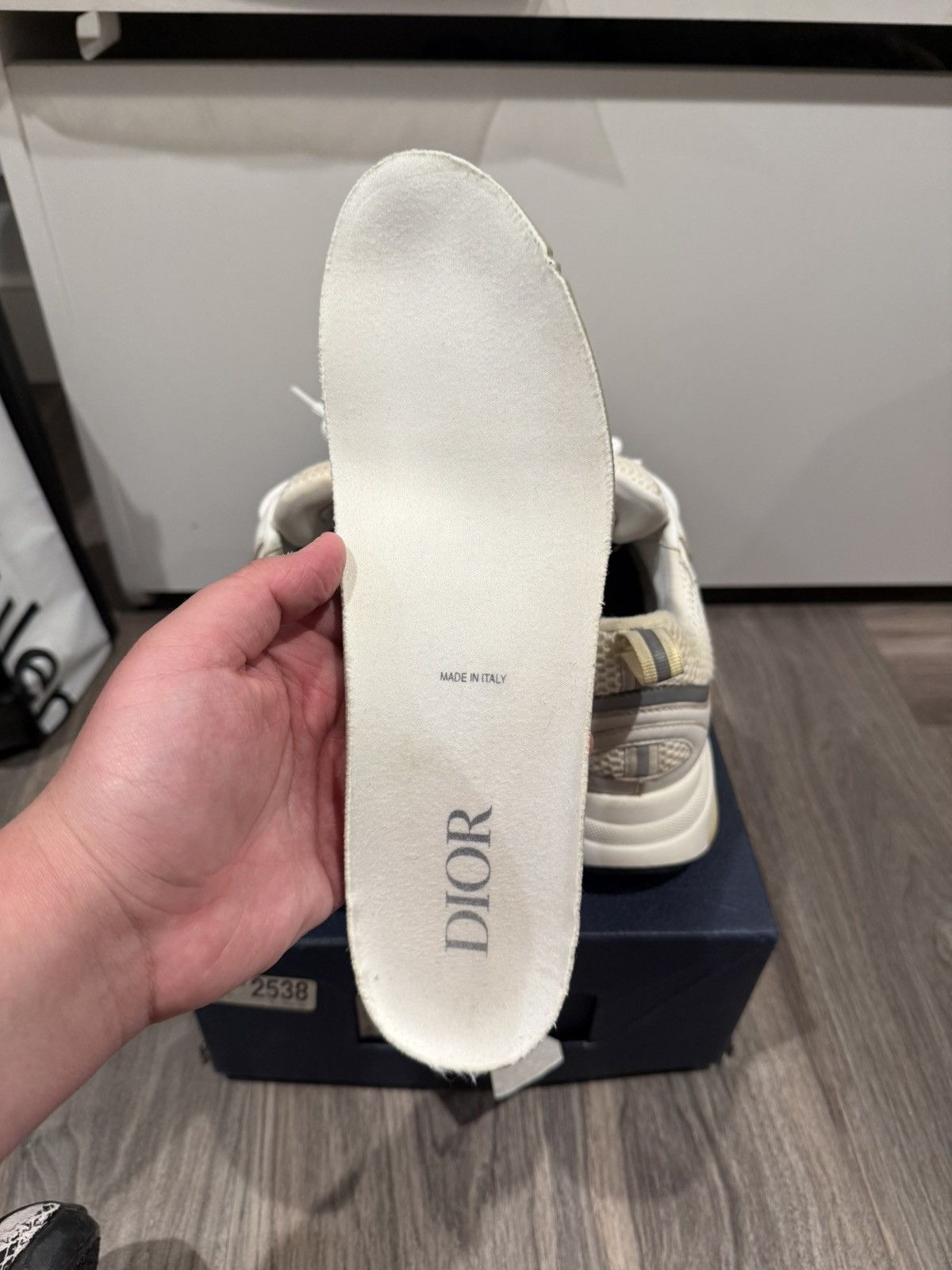 Dior Dior B22 ‘Triple White’ Size US 9 / EU 42 - 9 Thumbnail
