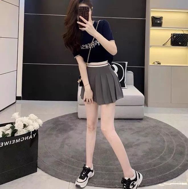 Chanel Chanel Women's B&W Embossed Logo Low Top Dad Sneaker Size US 6 / IT 36 - 8 Thumbnail