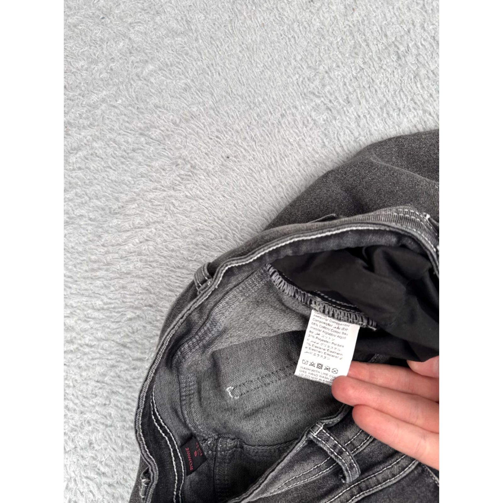 Vintage Romwe Jeans Womens 4 Gray Black Denim Flared Distressed Cotton Blend Mid 25x30 Size 27" / US 4 / IT 40 - 7 Thumbnail
