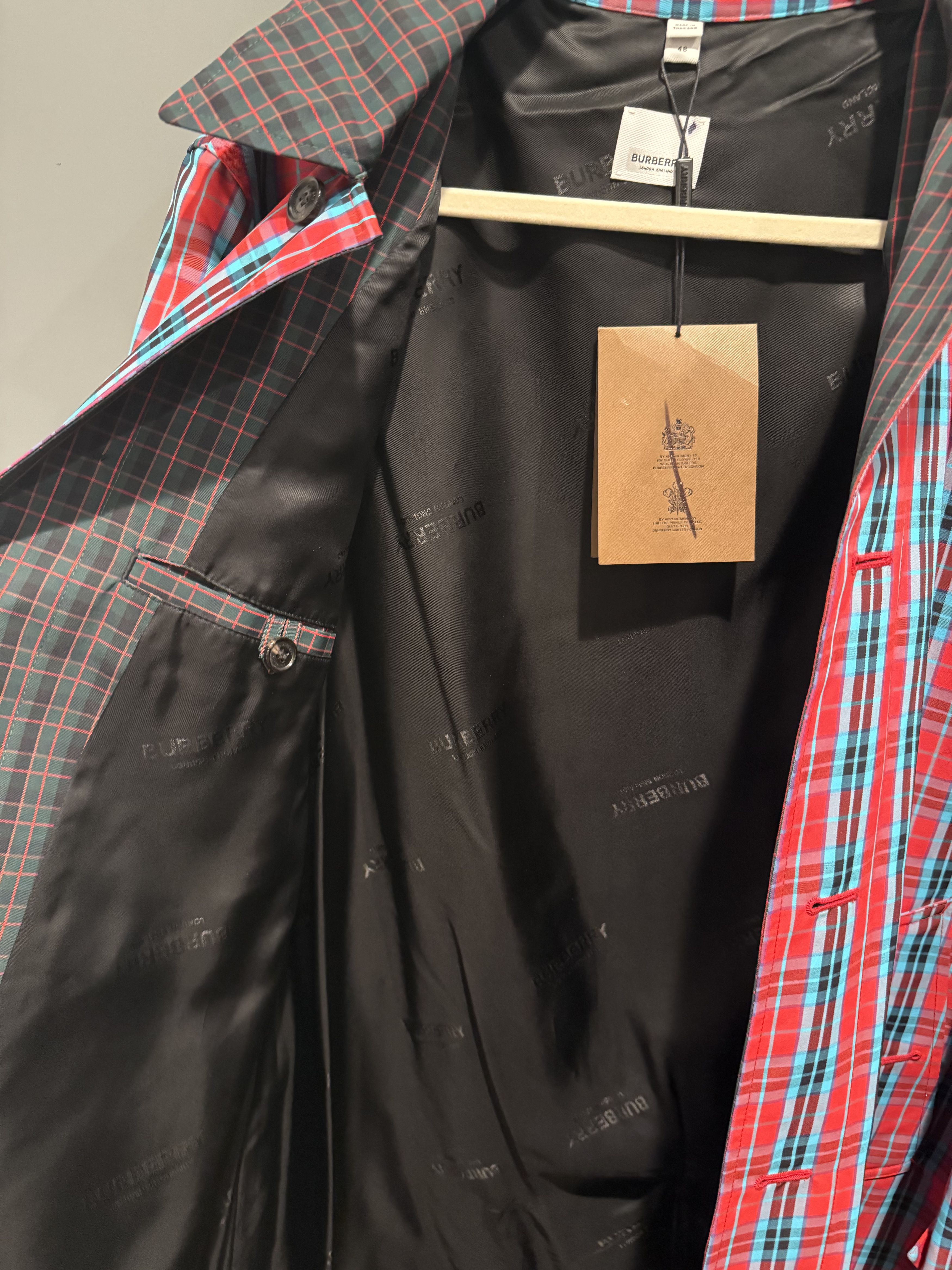 Burberry Contrast Collar Check Size US M / EU 48-50 / 2 - 8 Thumbnail