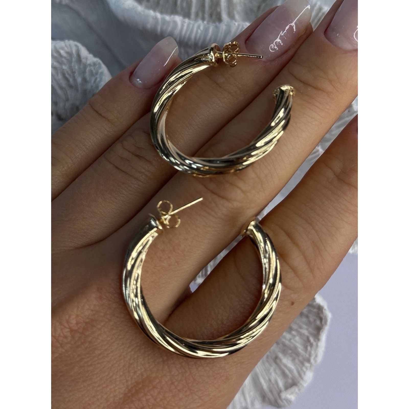 Jewelry GOLD PLATED EARRINGS LENGTH 1.25 INCH Size ONE SIZE - 3 Thumbnail