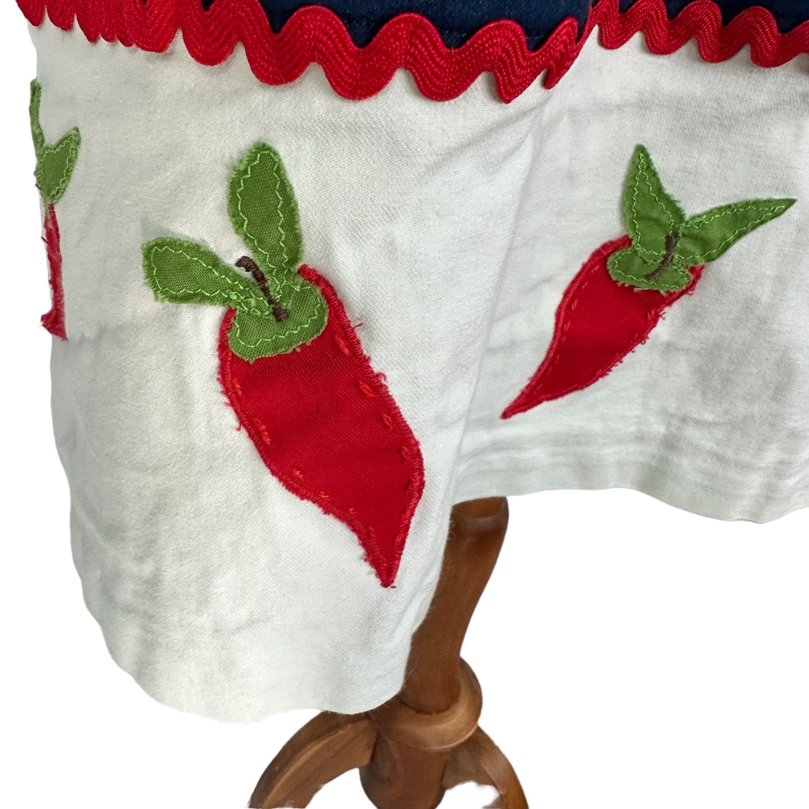 Handmade Vintage 1970s Handmade Aline Cotton Chili Pepper Skirt 2XL Size 42" / US 20 - 7 Thumbnail