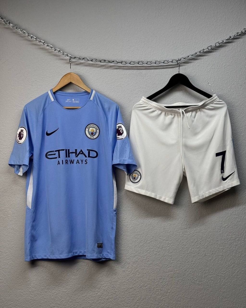 Other Nike Manchester City Sterling 2017 Vintage Suits Blockcore Size US L / EU 52-54 / 3 - 8 Thumbnail