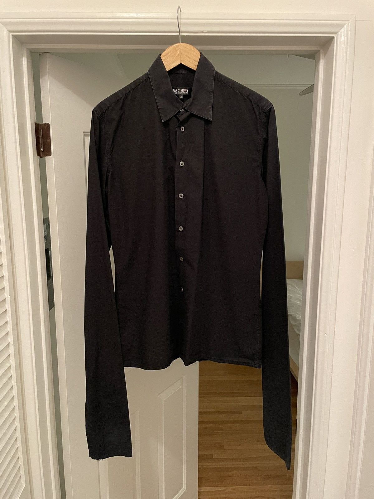 Pre-owned Raf Simons Aw2002 Virginia Creeper Elongated Sleeve Shirt In Black