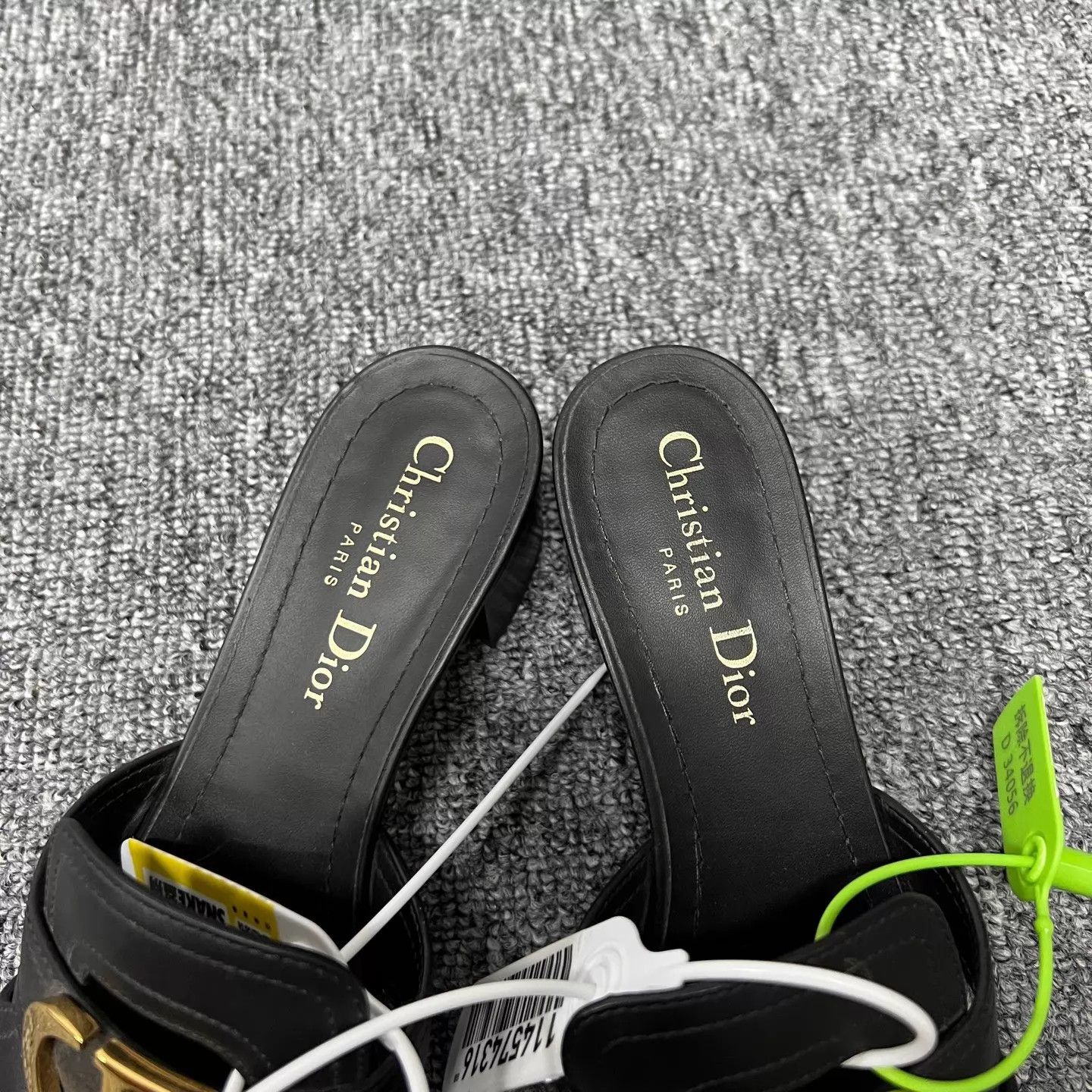 Dior Dior CD Logo Black Gold Slippers 36.5 97 New Size US 6 / IT 36 - 3 Thumbnail