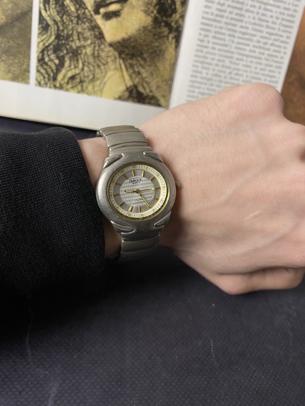 Japanese Brand Vintage Omax Crystal Futuristic Space Age Steel Watch Size ONE SIZE - 9 Thumbnail
