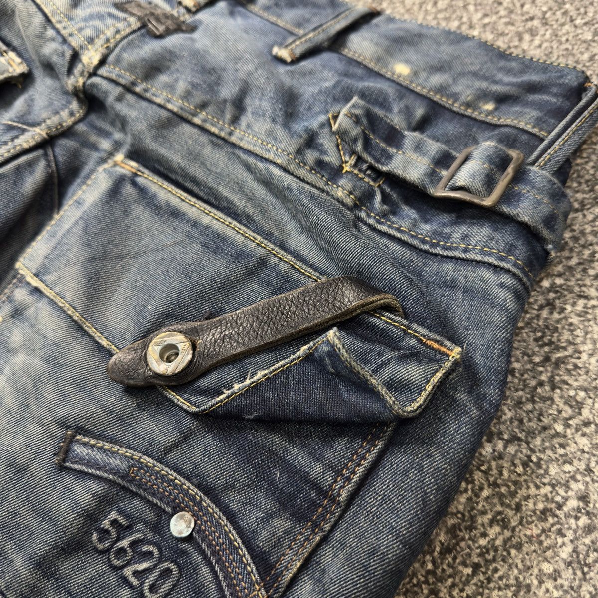 G-Star Archive R33/01 Trail 5620 Tapered Raw Whisker Washed Denim Size US 31 - 10 Thumbnail