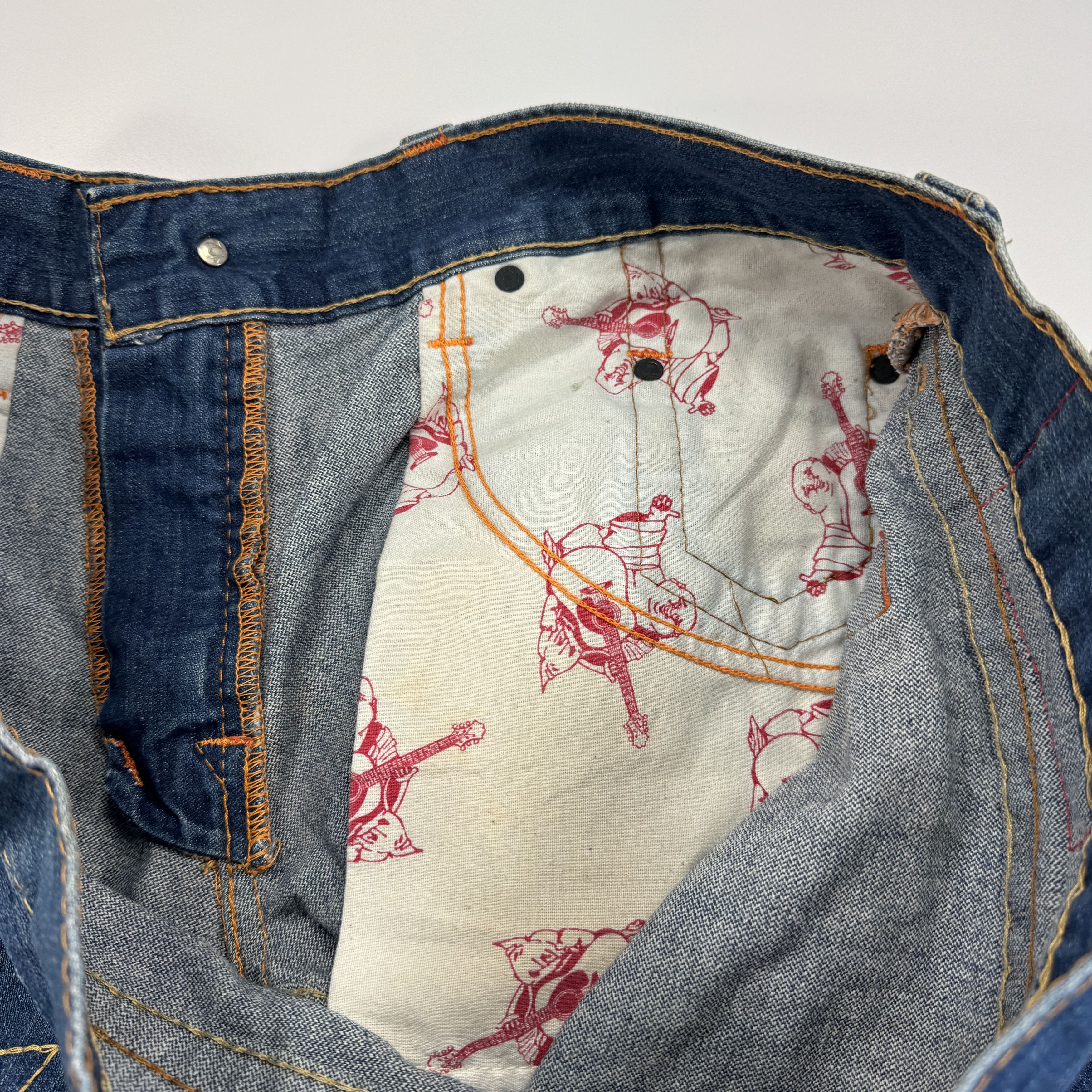 True Religion True Religion Bobby Jeans Shorts Size US 38 / EU 54 - 4 Thumbnail