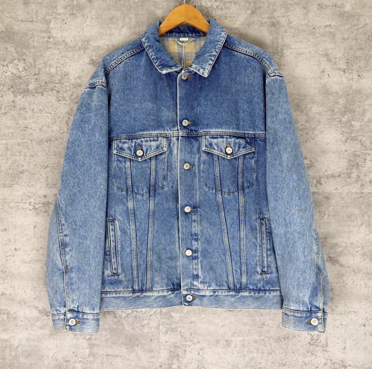 Gucci Gucci Logo Embroidered Denim Jacket J42 Size US M / EU 48-50 / 2 - 1 Thumbnail