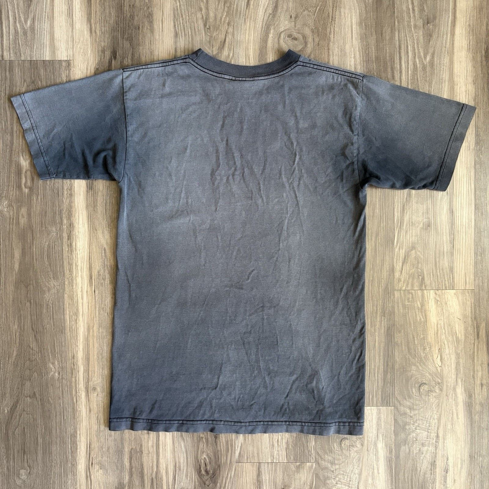 Vintage Vintage Japanese Art T-Shirt Size M Sun Faded Black Gradient Size US M / EU 48-50 / 2 - 5 Thumbnail