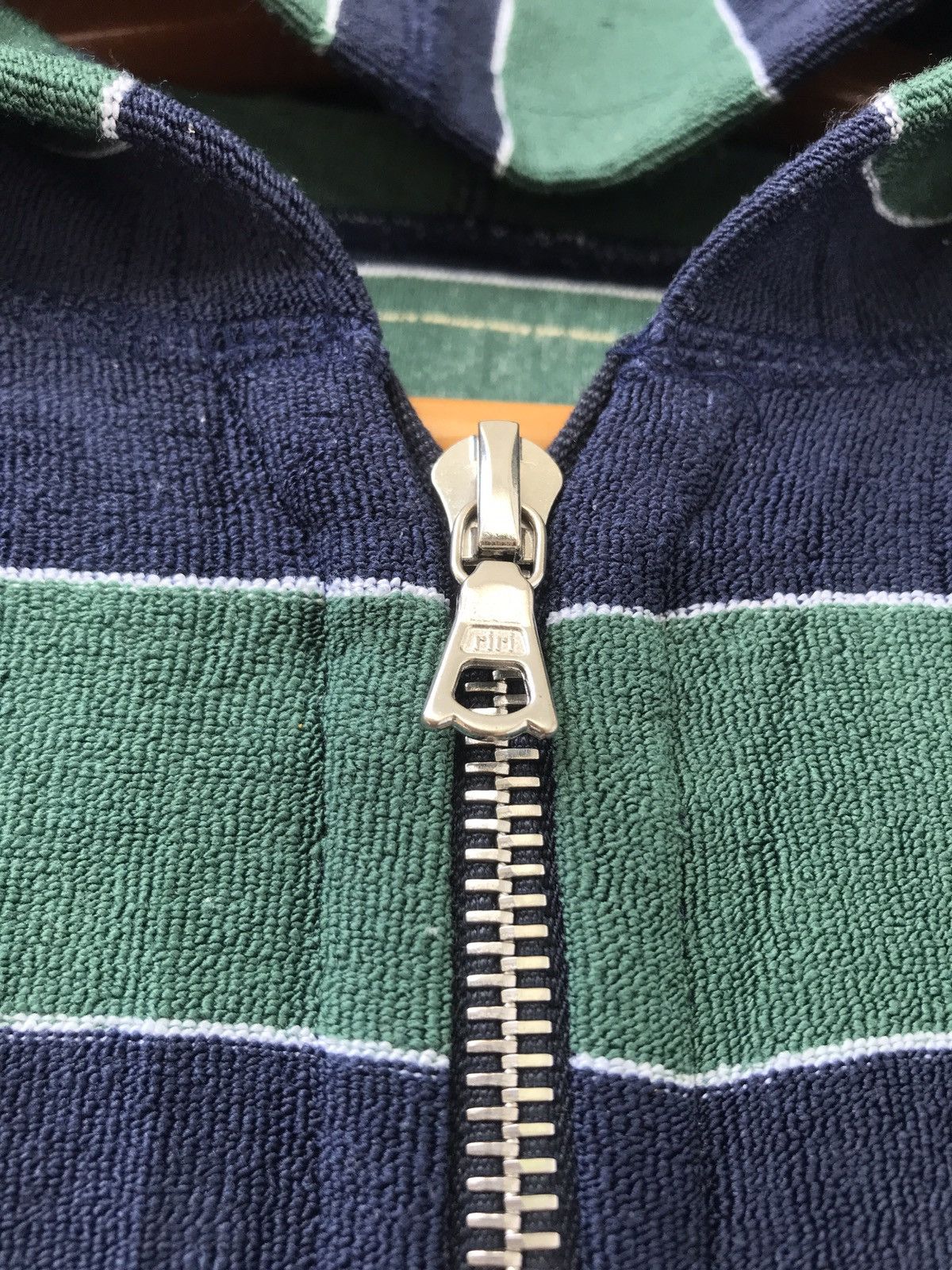 Sophnet. Vintage Sophnet hooded stripe design Size US M / EU 48-50 / 2 - 4 Thumbnail