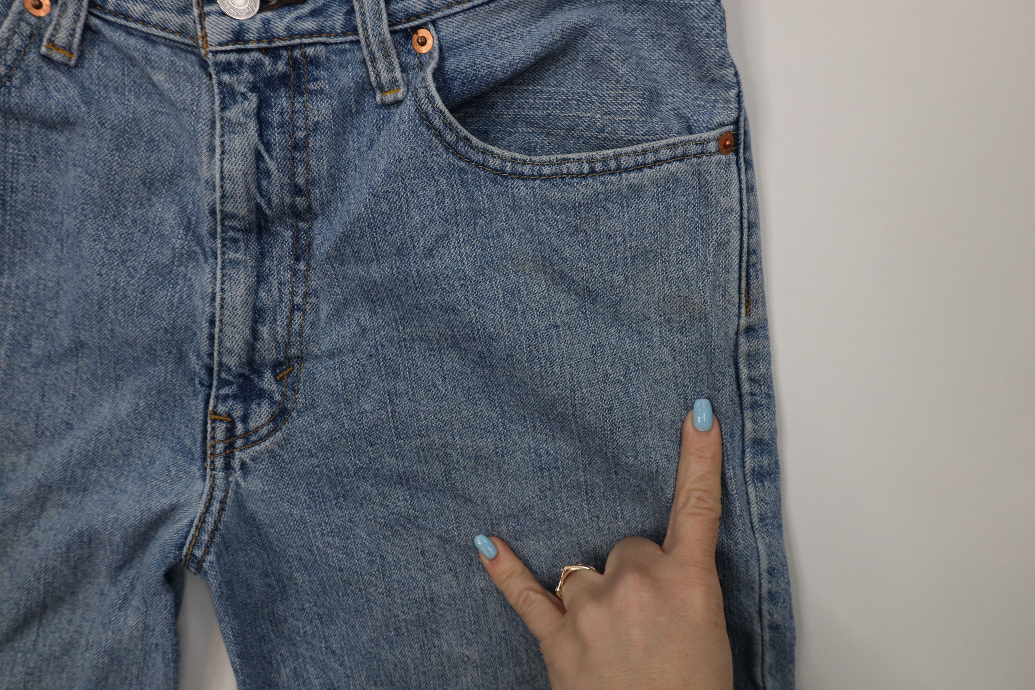 Levi's Vintage Y2K Levis 550 Fit Denim Jean Shorts Jorts Blue Size US 33 - 5 Thumbnail