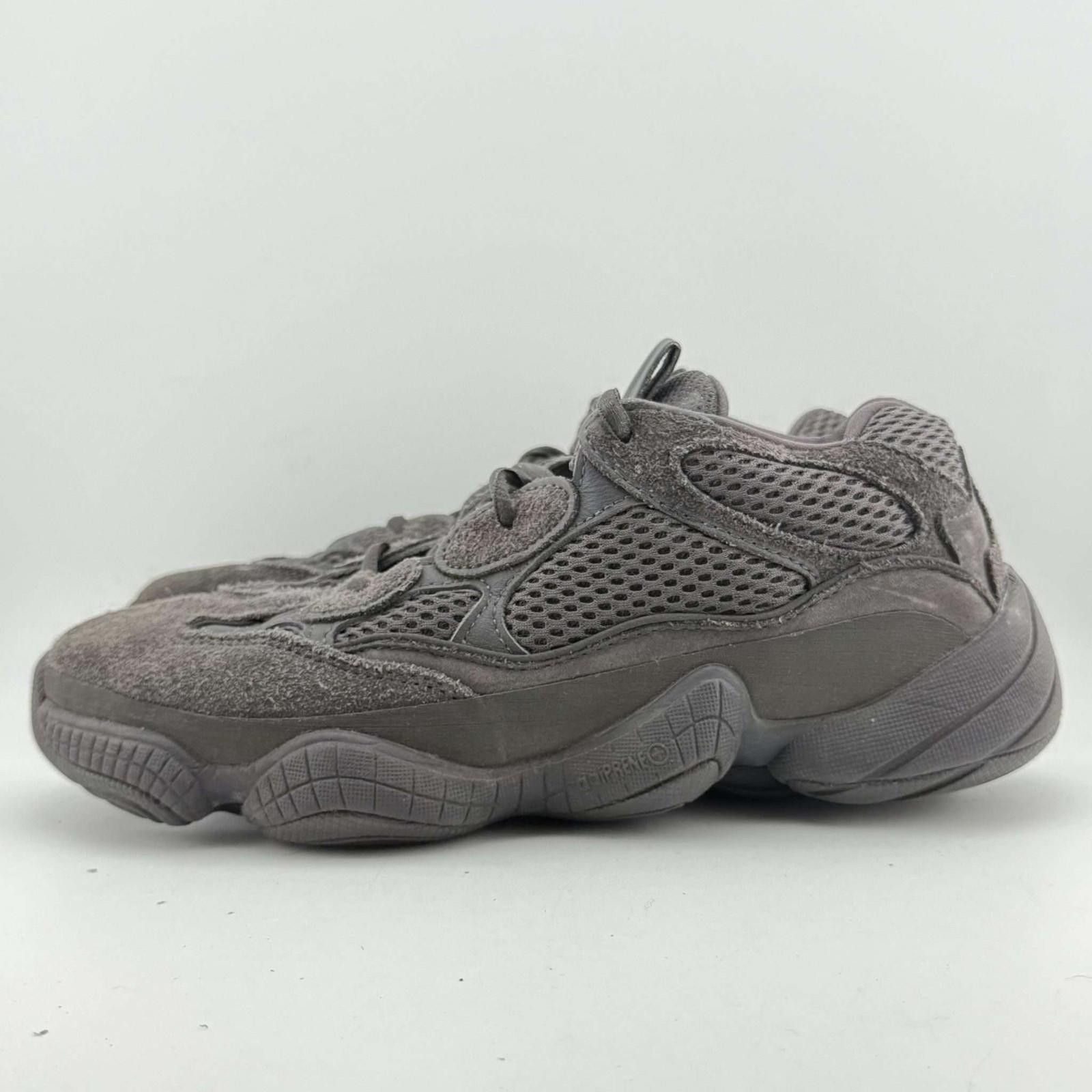 Adidas Yeezy 500 Utility Black 6 Used No Box Size US 6 / EU 39 - 2 Thumbnail