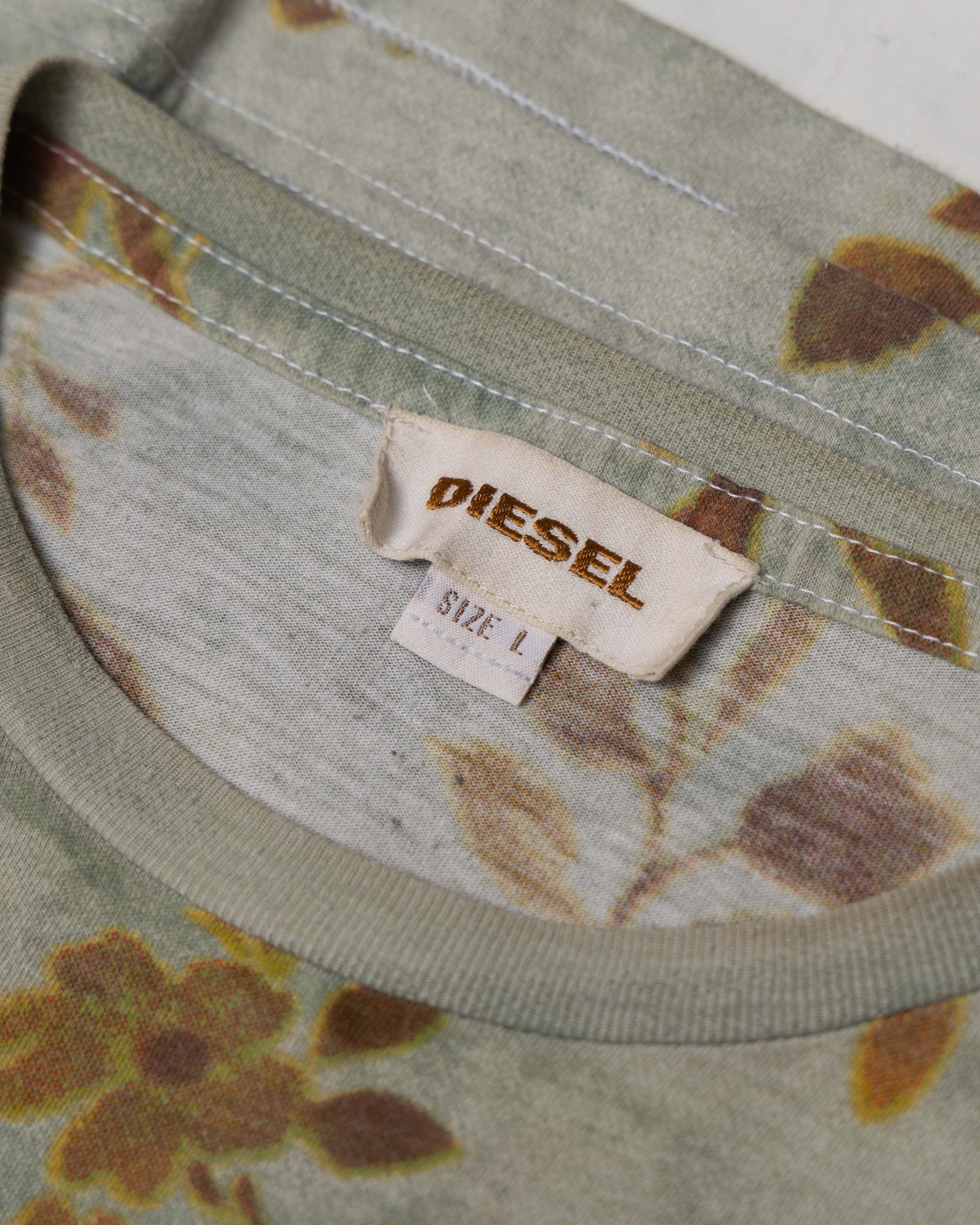 Diesel × Vintage 00s Diesel Big Logo Vintage Y2K Oversized Retro Tee T-Shirt Size US L / EU 52-54 / 3 - 2 Thumbnail