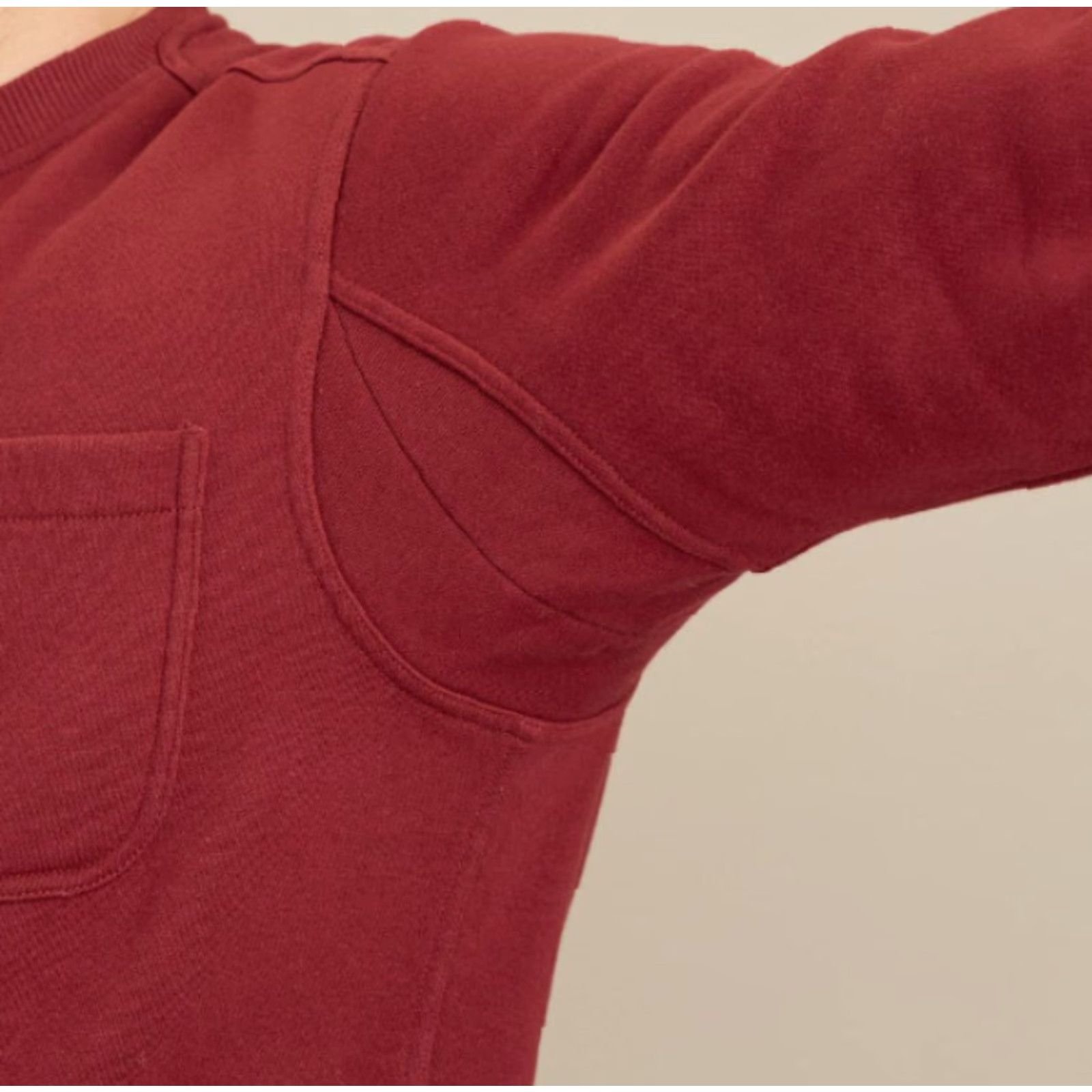 CO Duluth Trading Co Mens Red Souped-Up Sweats LS Crew w/ Pocket-Size XL Sweatshirt Men XL Red Souped-Up Sweats Pocket Size Size US XL / EU 56 / 4 - 4 Thumbnail