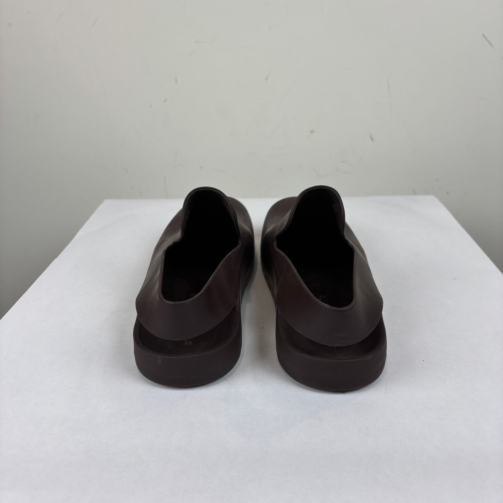 Bottega Veneta Bottega Veneta Rubber Puddle Slingback Sandals Women's 39/9 Size US 9 / IT 39 - 4 Thumbnail