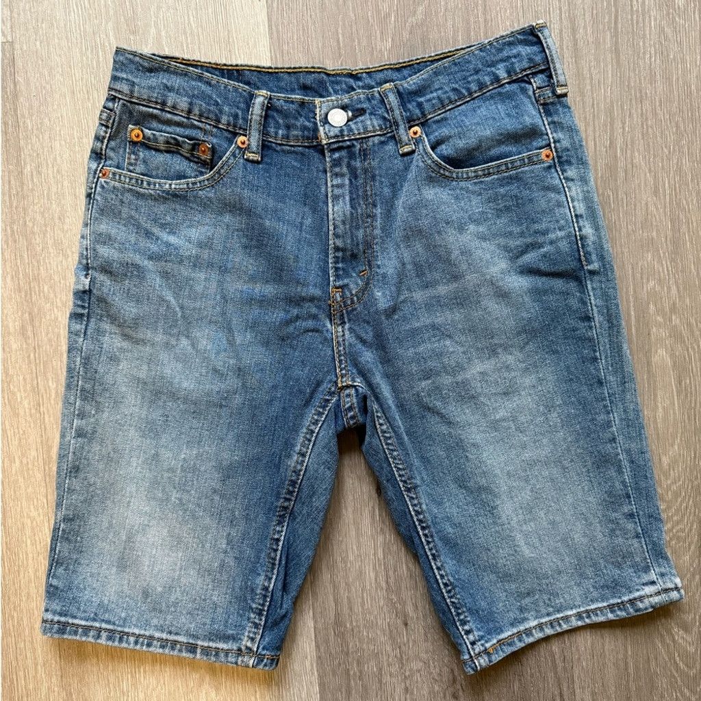 Levi's Levi's Blue Jean Shorts with Classic Denim Style Size 30" / US 8 / IT 44 - 1 Thumbnail