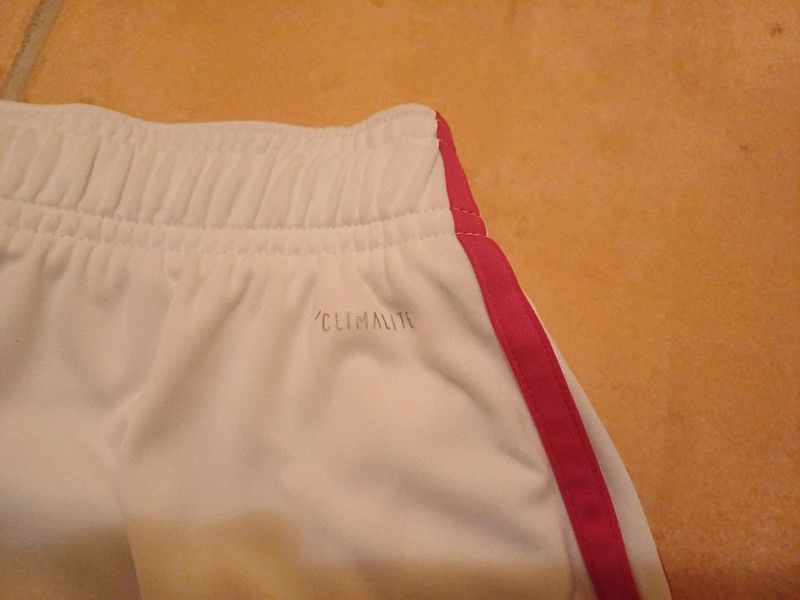 Adidas × Vintage Adidas Arsenal sports shorts Size US 32 / EU 48 - 8 Thumbnail