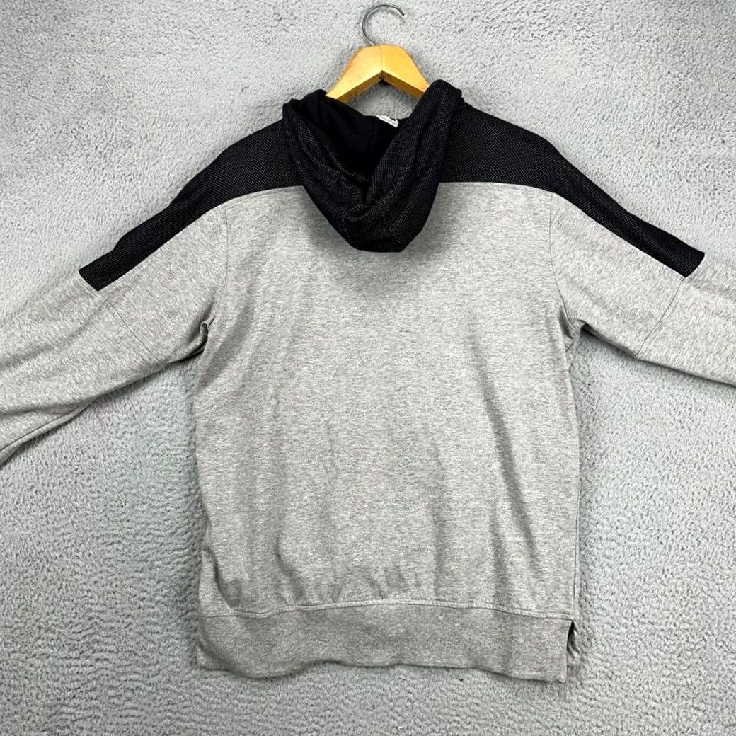 Adidas Adidas Sports Hoodie Sweatshirt Mens Medium Black Gray 3-Striped Pullover Pullover Hoodie Logo Striped Performance Gym Athletic Outdoor Size US M / EU 48-50 / 2 - 3 Thumbnail