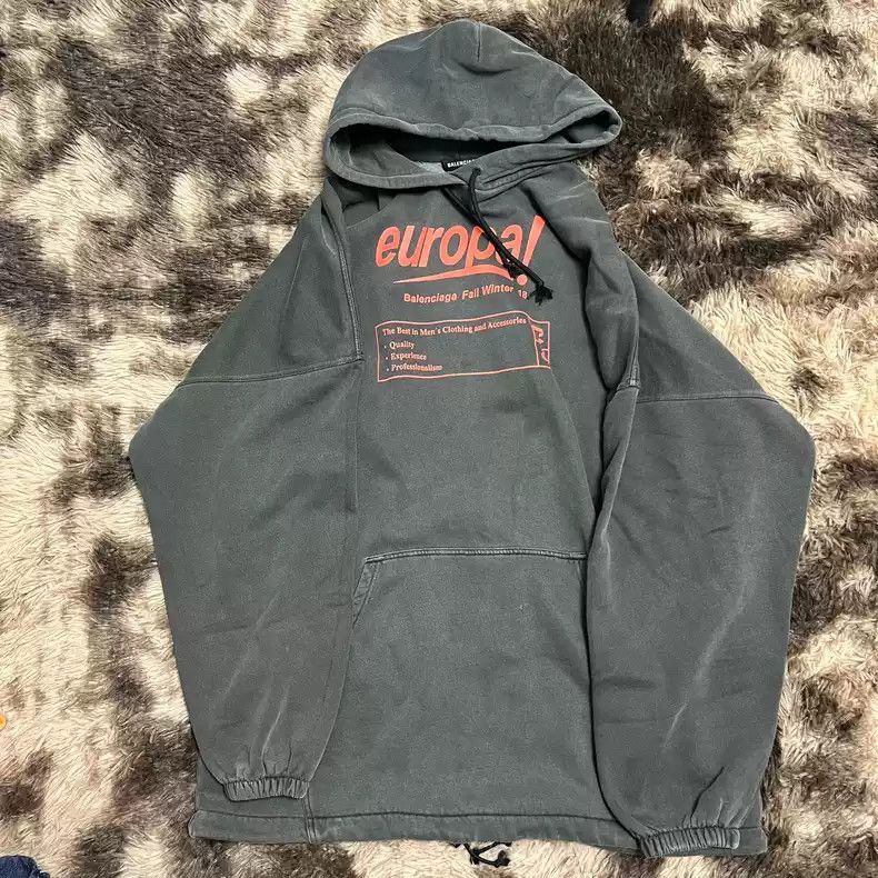 Balenciaga europa! フーディ グレー Balenciaga Europa | Grailed