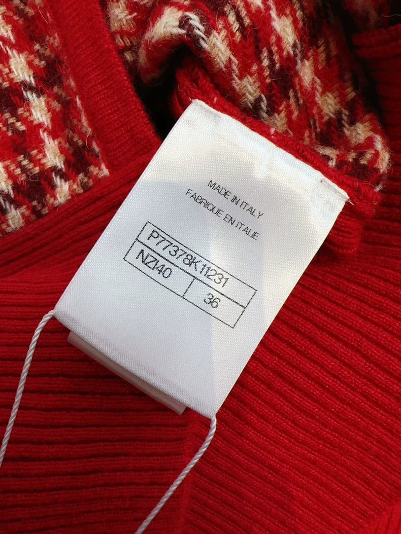 Chanel Ski series red plaid sweater coat