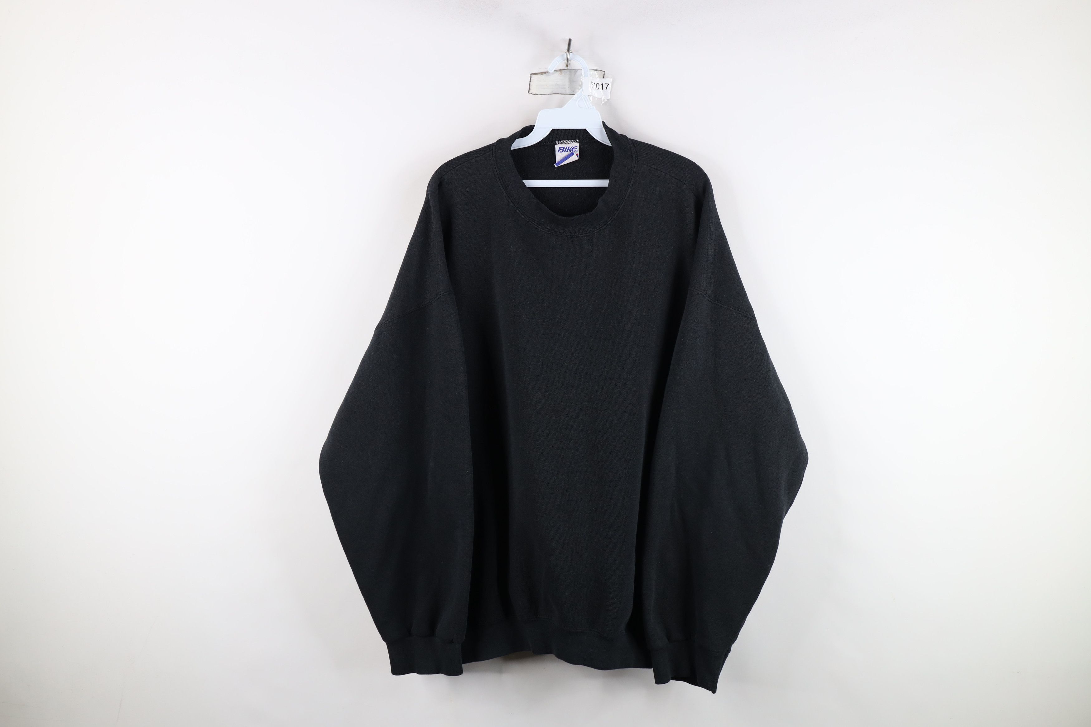 Vintage Vintage 90s Bike Heavyweight Crewneck Sweatshirt Black USA Size US XXL / EU 58 / 5 - 1 Thumbnail