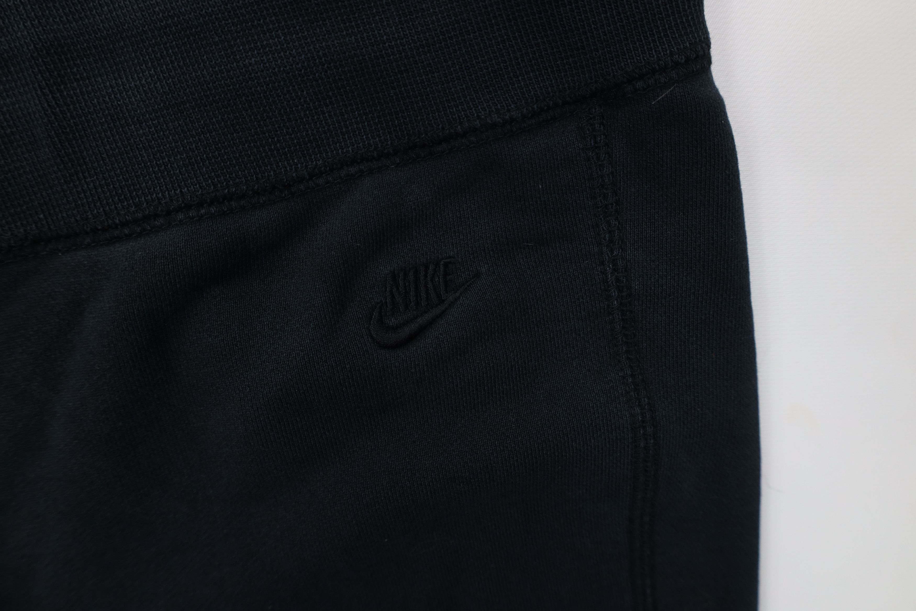 Nike Vintage Y2K Nike Swoosh Flared Wide Leg Sweatpants Black Size 30" / US 8 / IT 44 - 6 Thumbnail