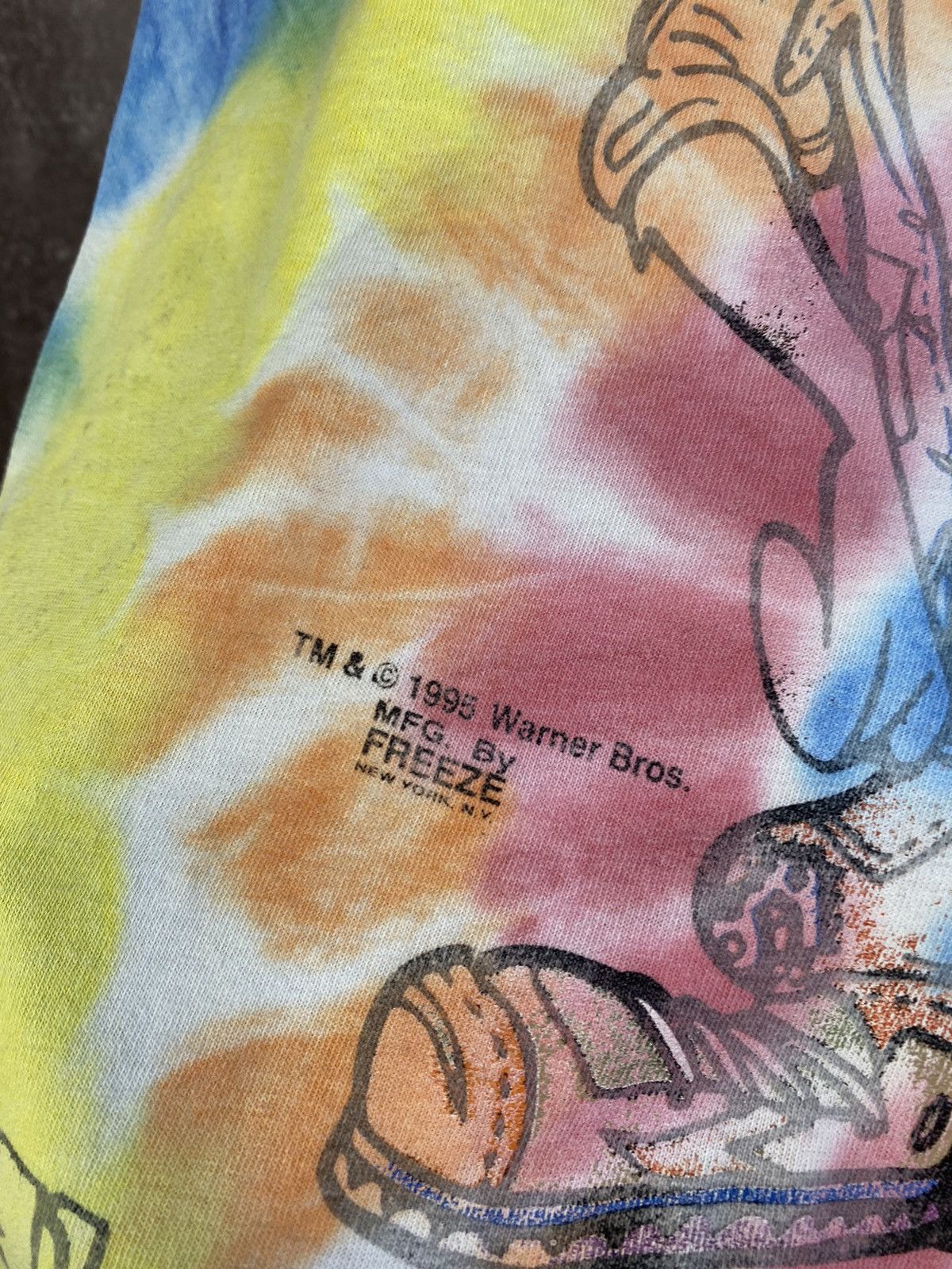 Band Tees × Japanese Brand × Vintage Vintage Looney Tunes 1995 Taz Tough Guy Tie Dyed Freeze Size US M / EU 48-50 / 2 - 4 Thumbnail