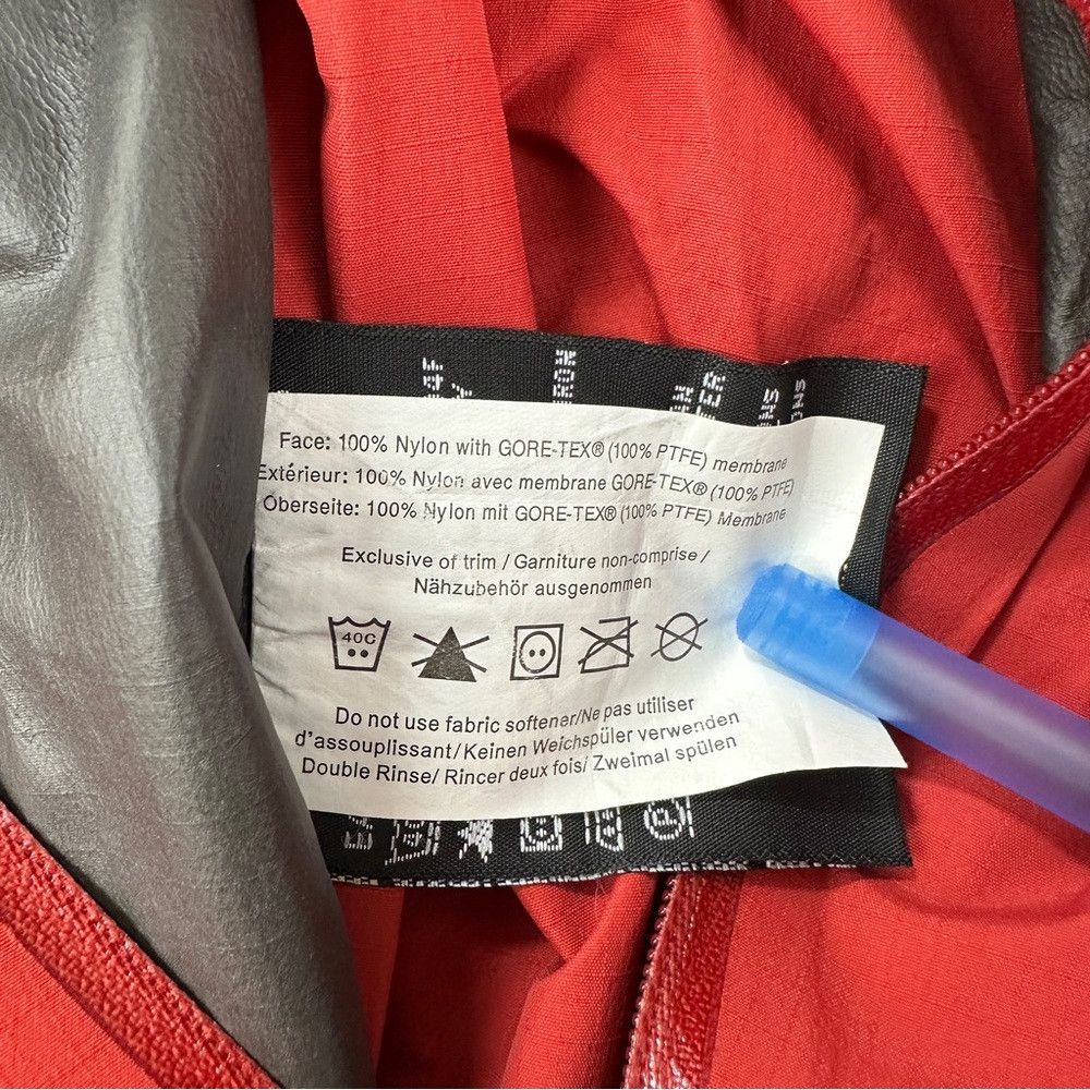 Arc'teryx Arc'teryx Vintage Women's Size Large Red Gore-Tex Shell Jac Size L / US 10 / IT 46 - 9 Thumbnail