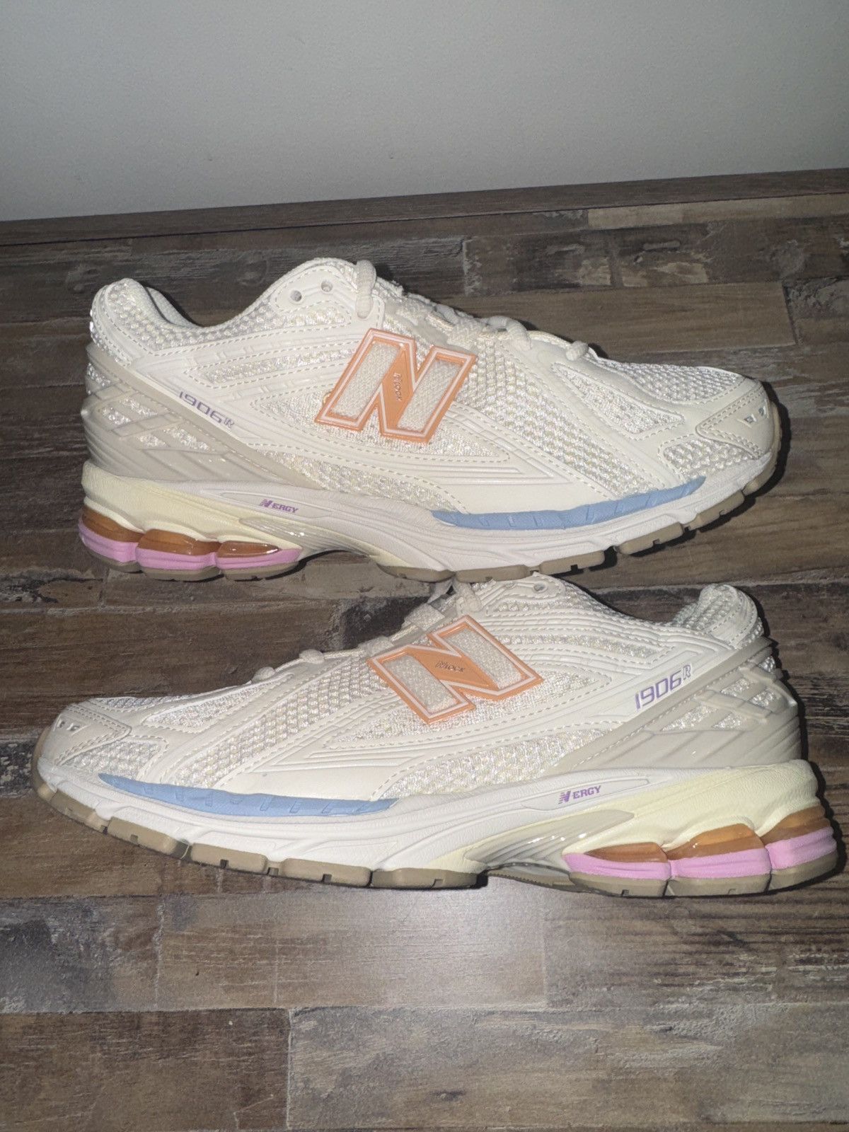 New Balance New Balance ‘Pink Sugar’ Size US 8 / EU 41 - 3 Thumbnail