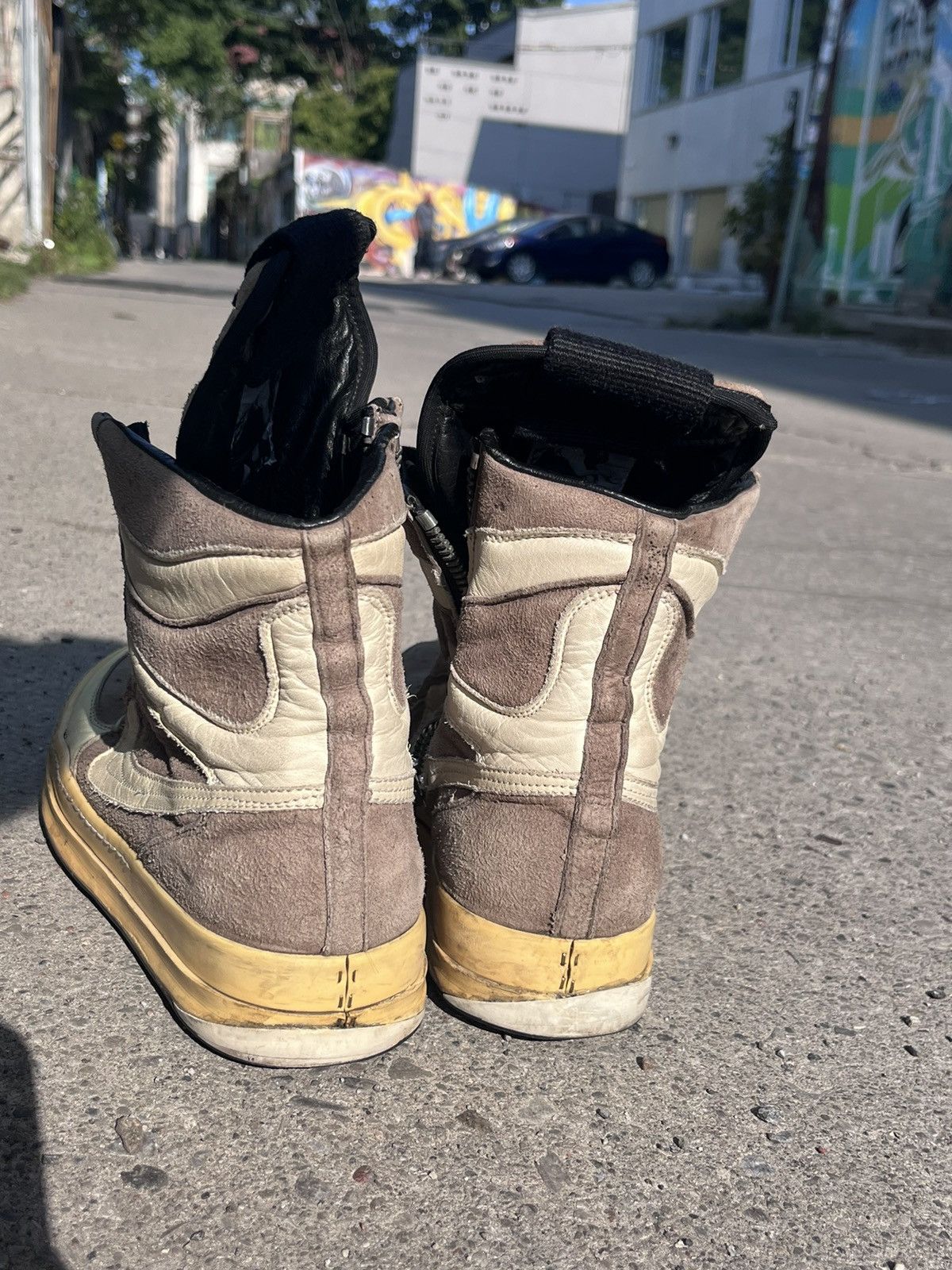 Rick Owens Rick Owens Dust Suede & Leather Dunks - 42 Size US 9 / EU 42 - 2 Thumbnail