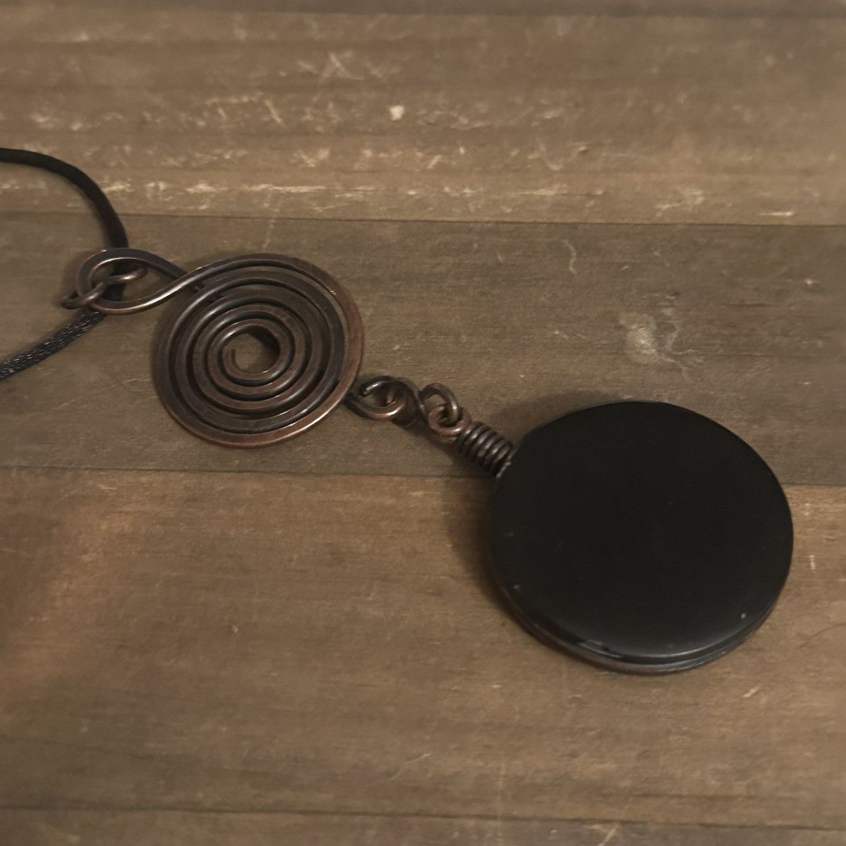 Vintage Vintage artisan treble clef symbol and black stone necklace Size ONE SIZE - 5 Thumbnail