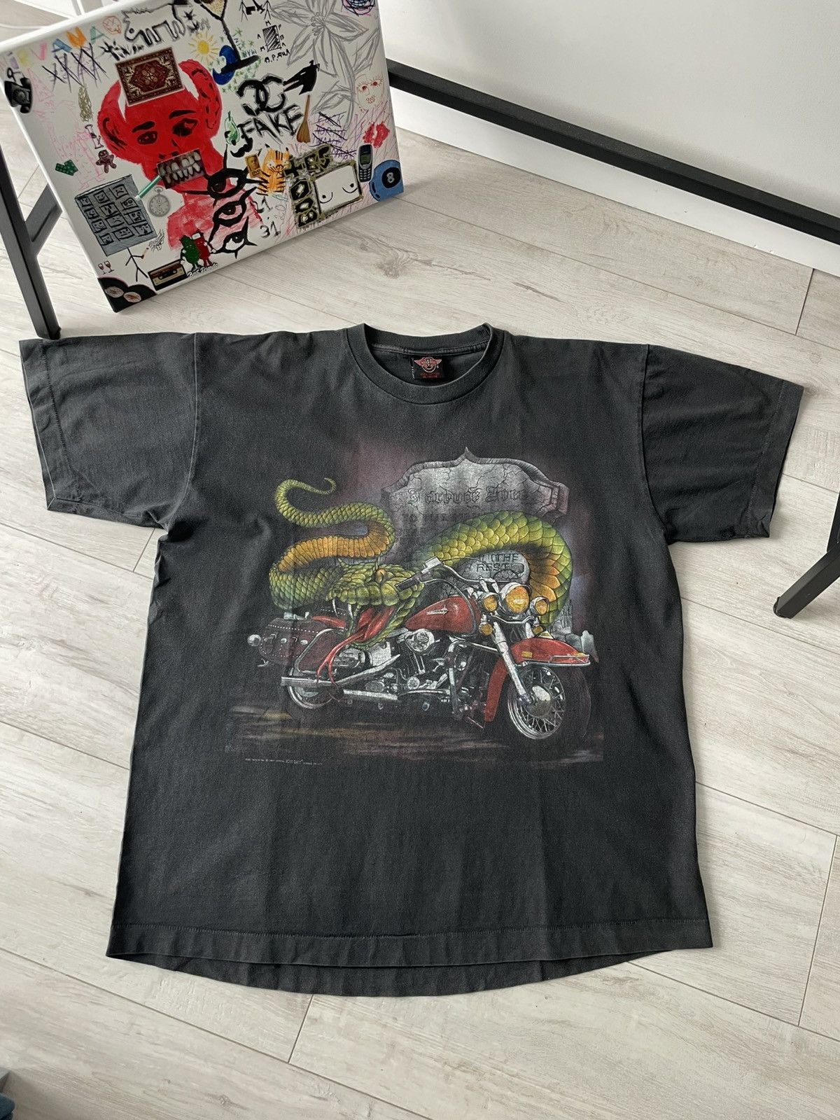 Vintage Vintage 1997 Rock Eagle Snake Bike T-Shirt Harley Davidson Size US XL / EU 56 / 4 - 1 Thumbnail