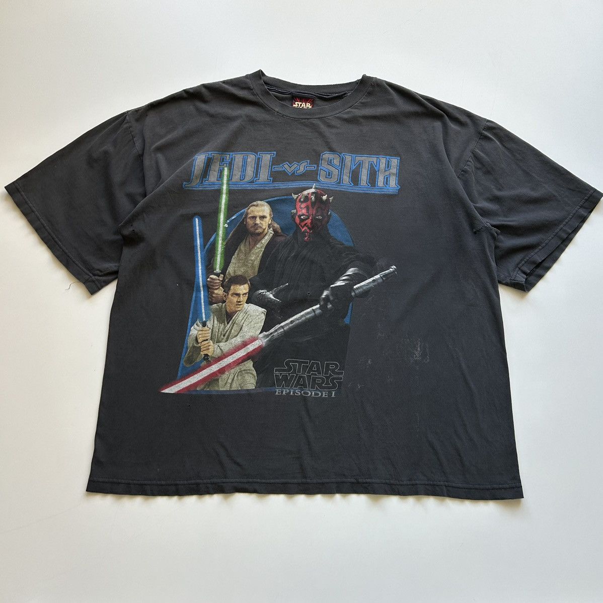 Image of Movie x Star Wars Vintage 90's Star Wars Episode 1 Graphic T Shirt Boxy XL in Black, Men's