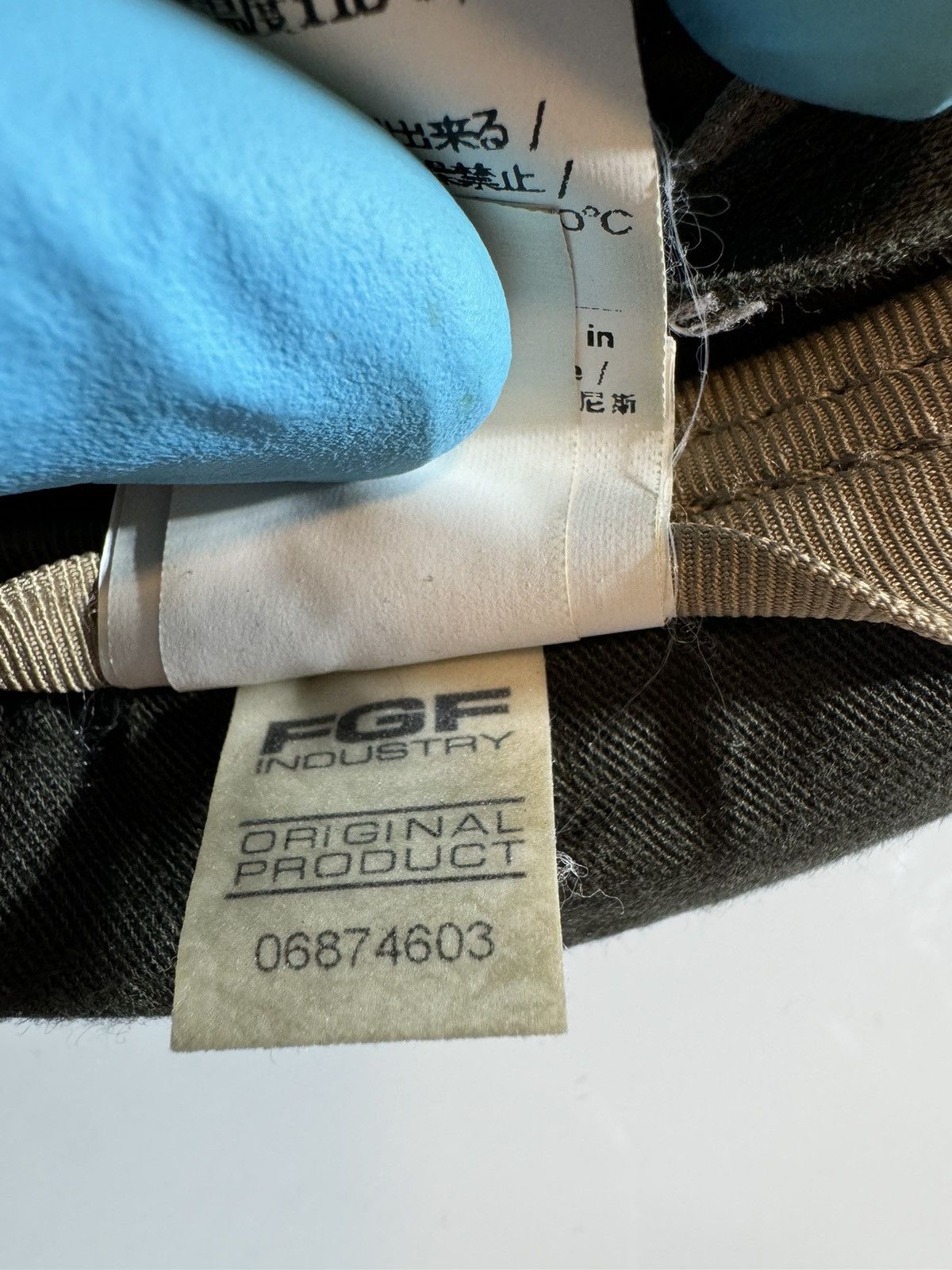 C.P. Company C.P. Company Painted Destroyed Cargos 36x34 Size US 36 / EU 52 - 16 Thumbnail