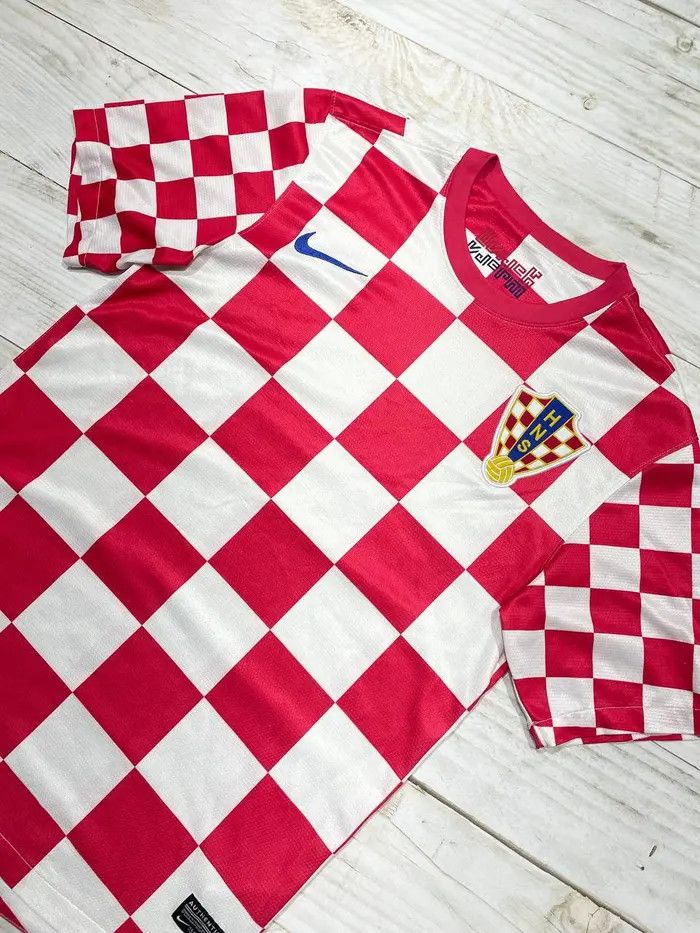 Nike Nike Croatia 2012 2013 Home Football Shirt Soccer Jersey Size US S / EU 44-46 / 1 - 2 Thumbnail