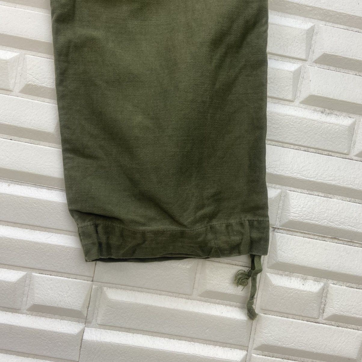 KOJIMA GENES Military Issue M-65 Parachute Bondage Cargo Trousers Size US 31 - 13 Thumbnail