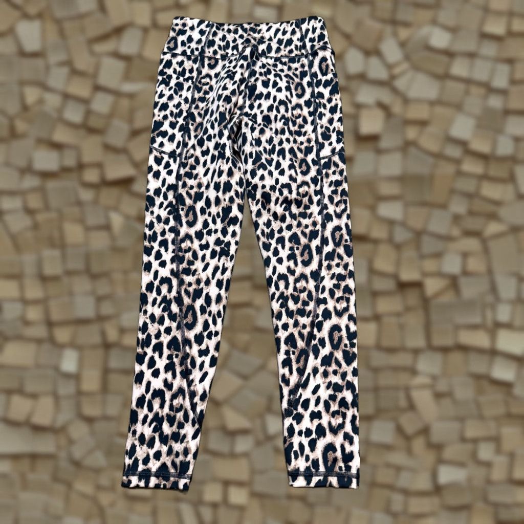 Victoria's Secret Victoria's Secret Leggings Women's Size 8 Black Cheetah Print Ankle Pants Size 30" / US 8 / IT 44 - 1 Thumbnail
