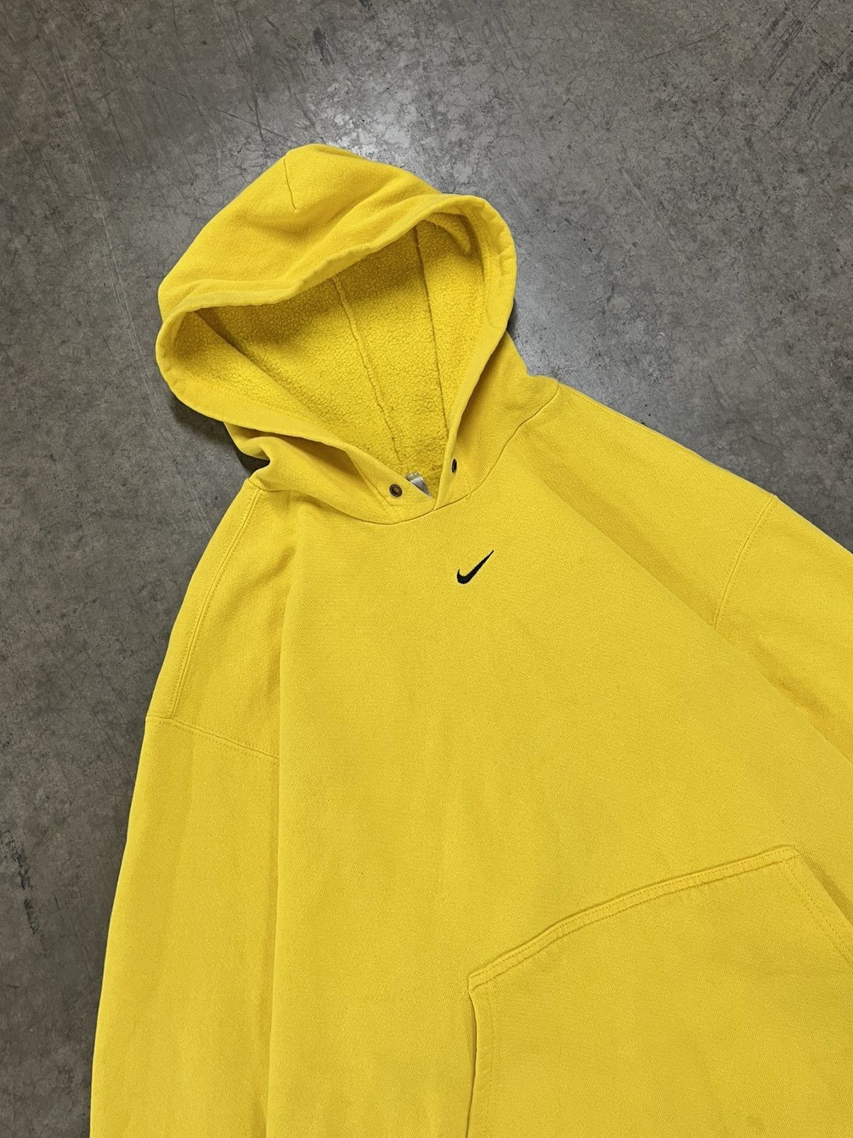 Nike Nike center swoosh hoodie vintage y2k streetwear hype rare Size US XXL / EU 58 / 5 - 3 Thumbnail