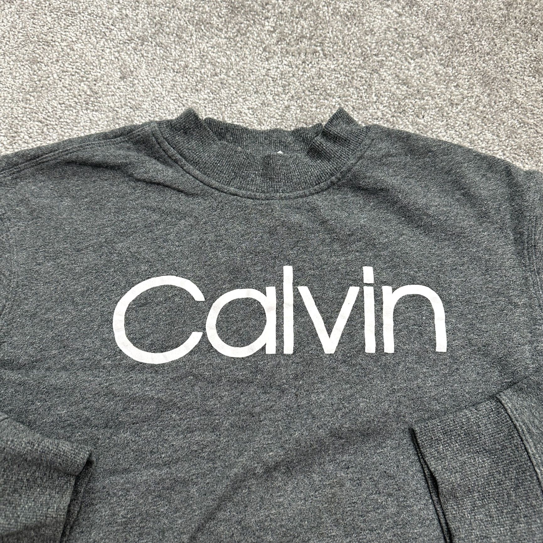 Calvin Klein Calvin Klein Performance Cropped Sweatshirt Womens Large Gray Graphic Pullover Size L / US 10 / IT 46 - 3 Thumbnail