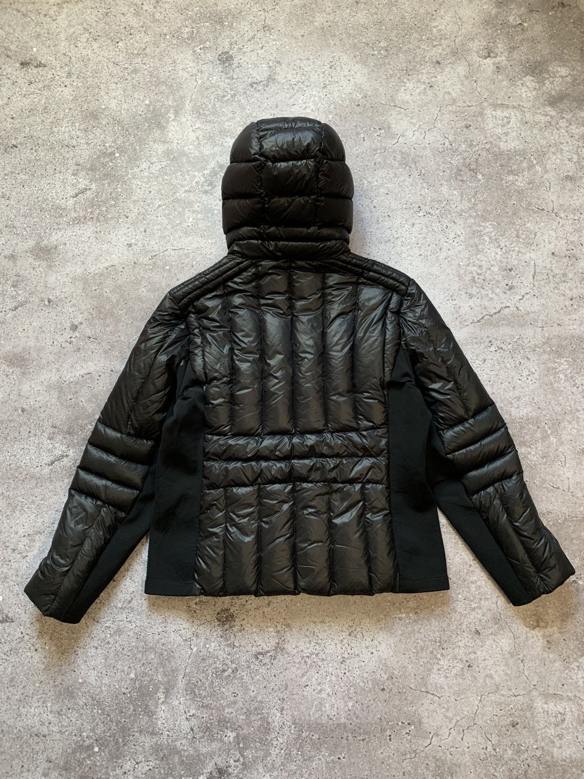 Prada Prada Sport Tech Puffer Jacket with triangle logo. Size M / US 6-8 / IT 42-44 - 12 Thumbnail