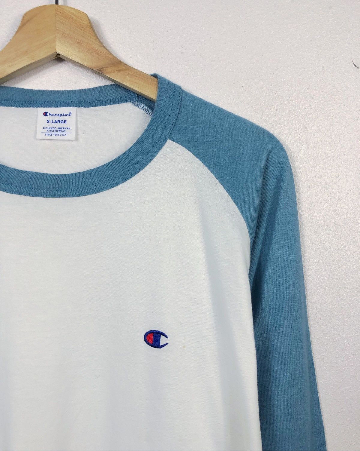 Champion Rare Champion Raglan Embroidered Logo LS Tee Size US XL / EU 56 / 4 - 3 Thumbnail