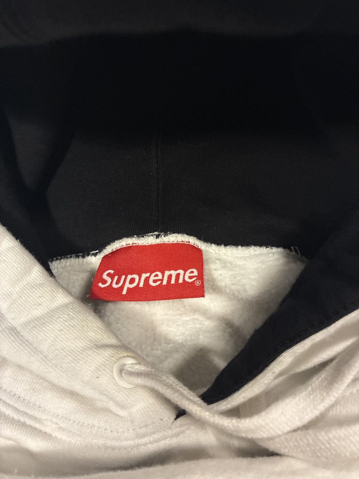 Supreme White supreme hoodie Size US M / EU 48-50 / 2 - 6 Thumbnail