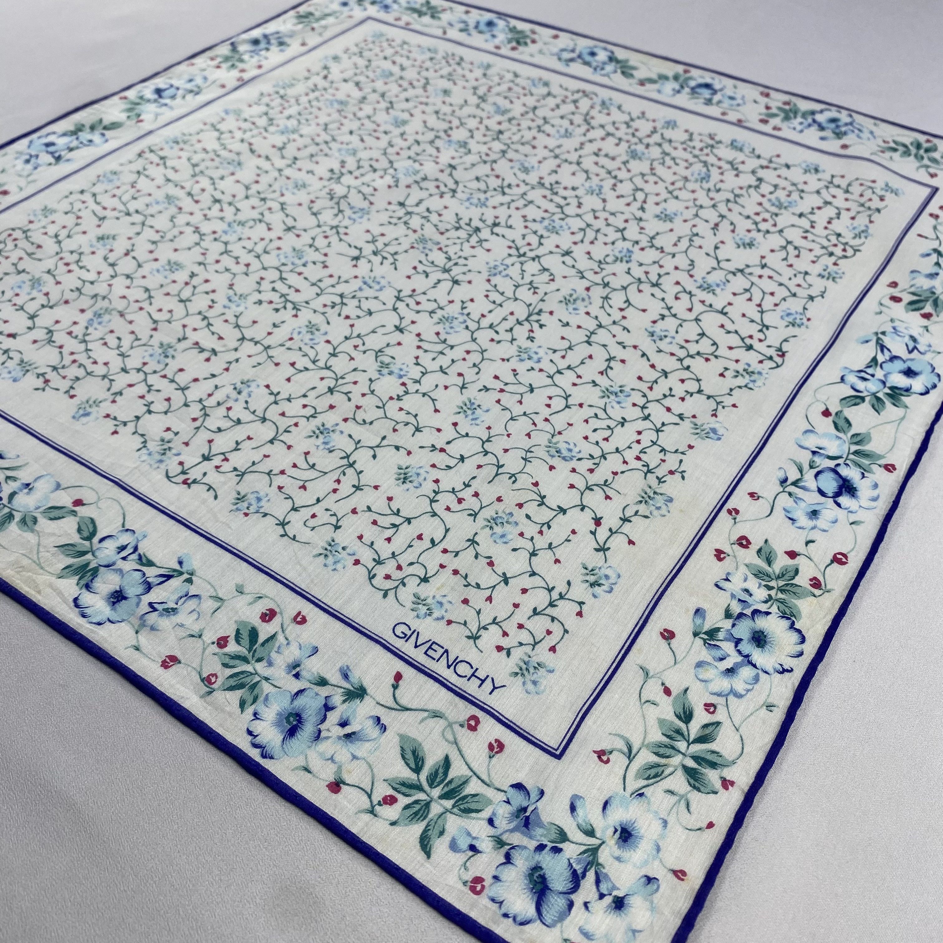 Vintage Givenchy Bandana/ Handkerchief / Neckerchief-P1530 Size ONE SIZE - 2 Thumbnail
