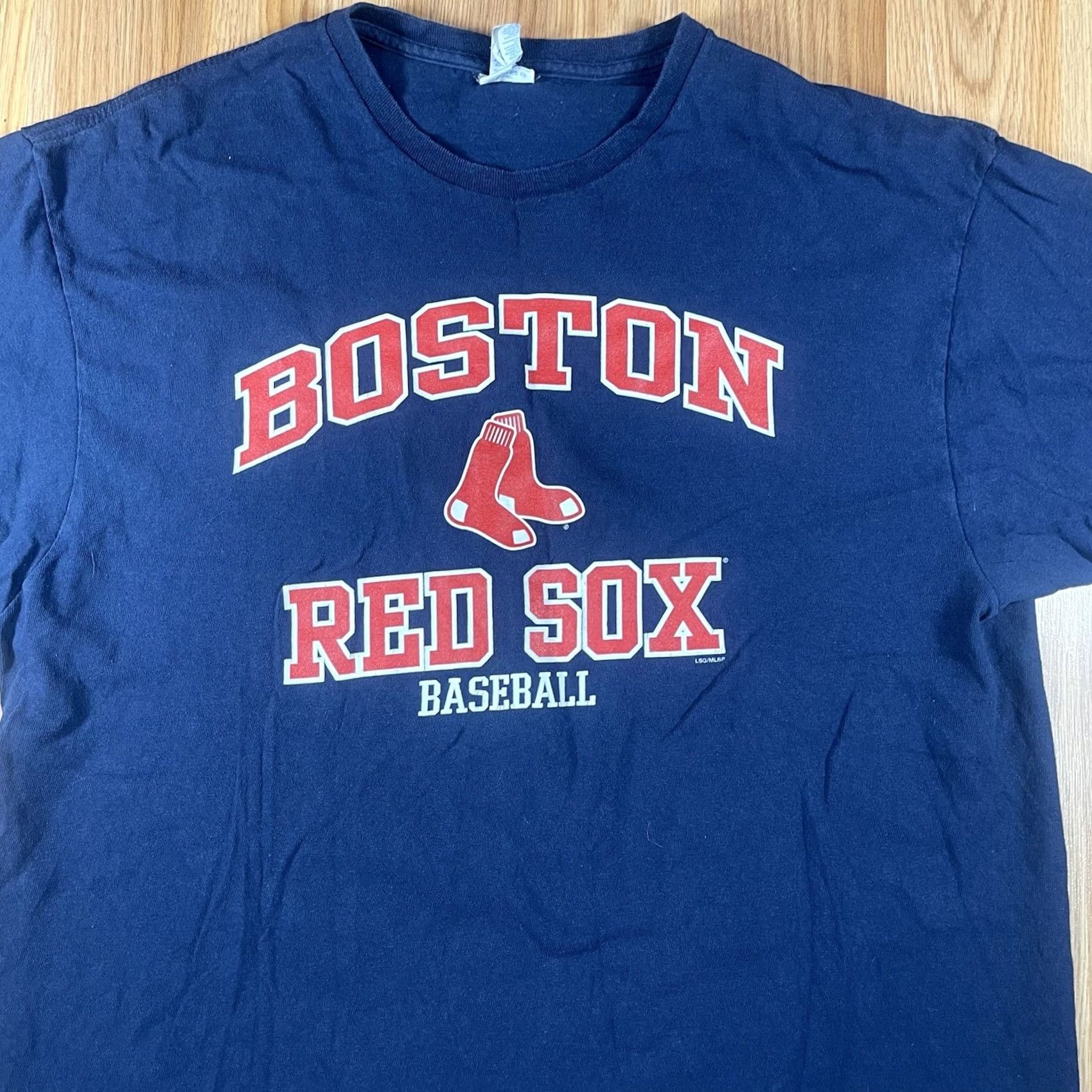 Delta Delta Boston Red Sox Crew Neck T Shirt Adult XL Navy Blue Unisex Shirts Sports Casual XS? Size US XL / EU 56 / 4 - 2 Thumbnail